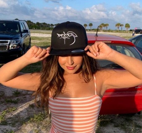 Cinthya Carmona ポルノスター 美しい 画像