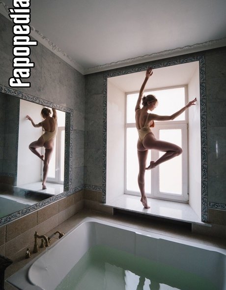 aemillin かわいいポルノスター アーカイブ