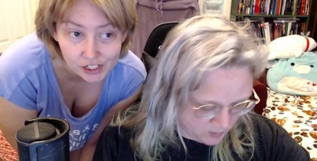 Avalon Zuercher ヌードモデル 写真