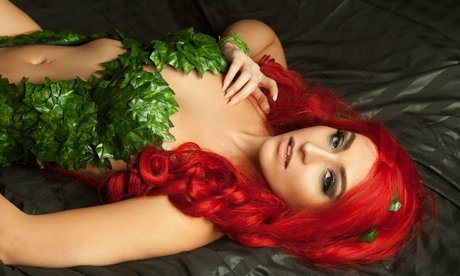 ぽっちゃり黒人OnlyFans セクシー裸 画像