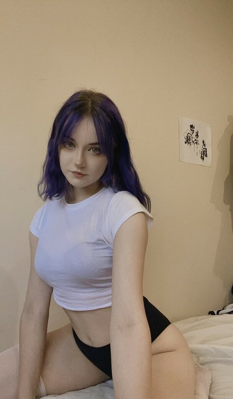 katieuhiguess アダルトスター 写真