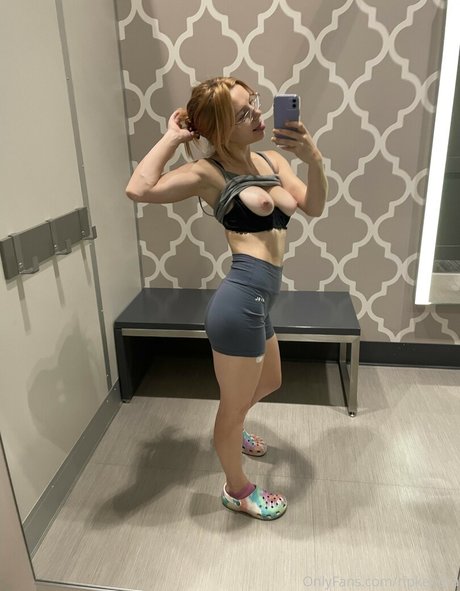 興奮した看護師OnlyFans アートポルノ 写真