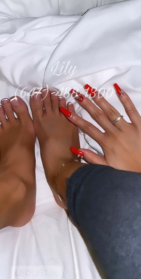 Baby Lily アダルト女優 写真