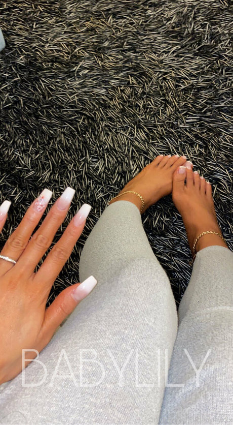 Baby Lily ポルノスター アート アーカイブ