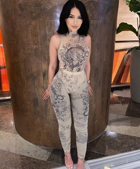 ヌード 屋外 OnlyFans ホット裸 ギャラリー