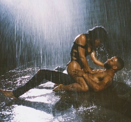 Rhyon Nicole Brown xxxスター 画像