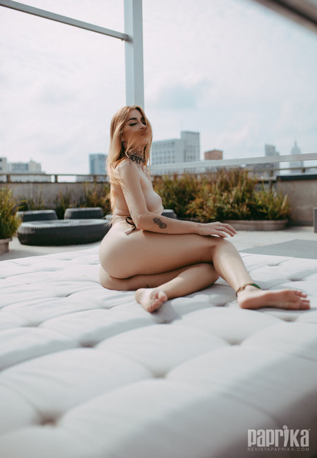 Bella Fernandes xxxモデル 写真