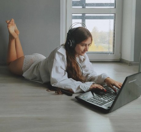 Tina Luven エロティックなスター 写真