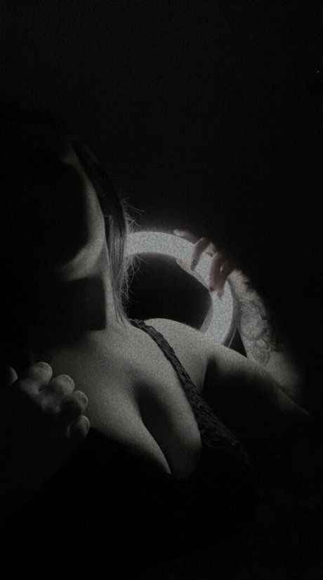 indieprincessss ホットなスター 写真