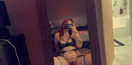 太った足のOnlyFans xxx 画像