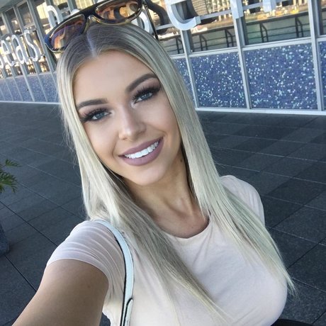 ティーン乱交OnlyFans ベスト 画像