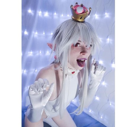 Cherryl Kitsune ポルノスター パーフェクト 画像