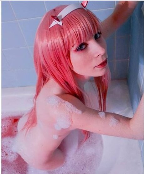 Cherryl Kitsune 美しいポルノスター 写真