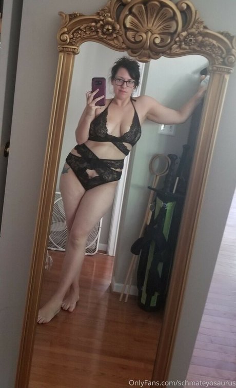 schmateyosaurus 完璧なモデル 画像