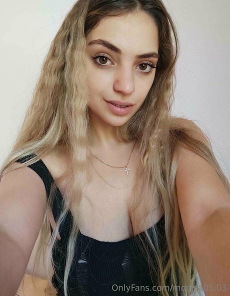 monica01 03 エロティックモデル 画像