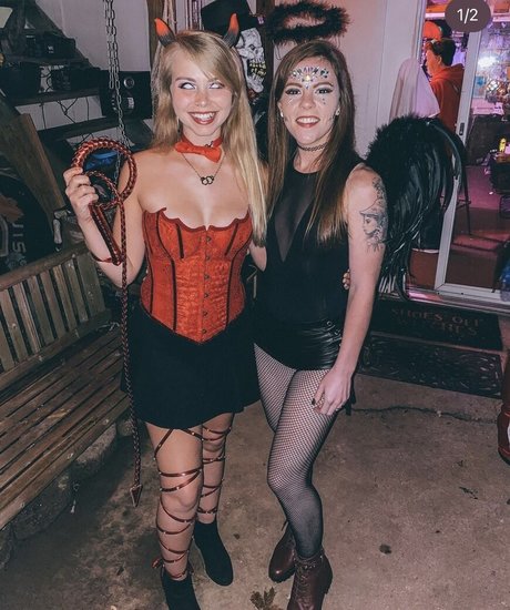 HalieeandKendra ポルノモデル 写真