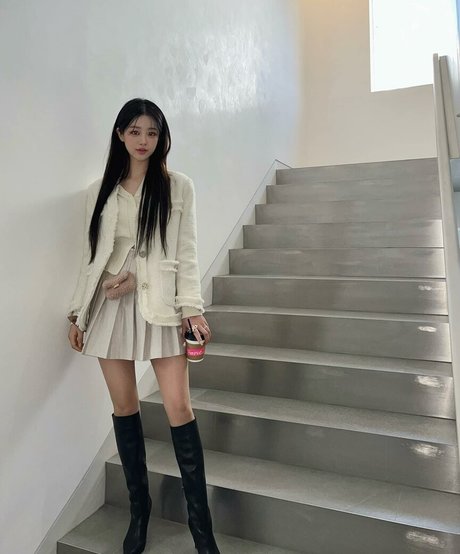 裸の熟女オンリーファンズ 美しいポルノ 写真