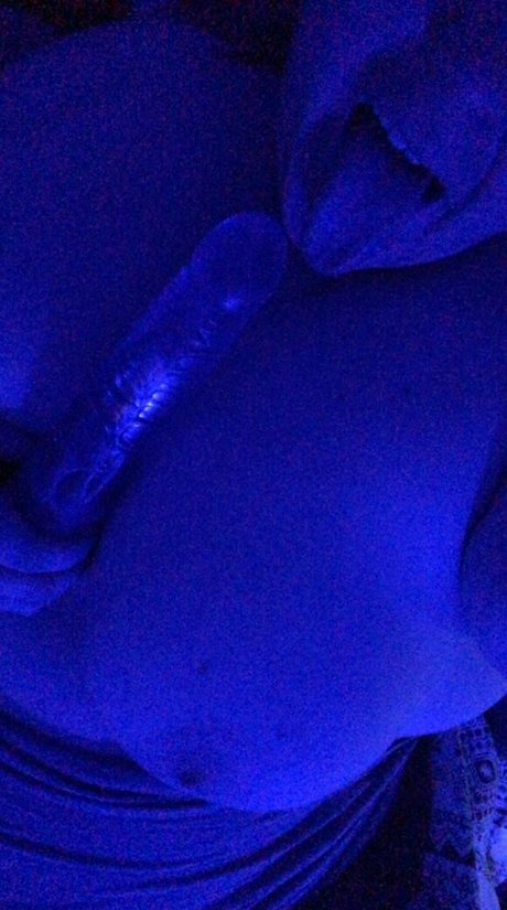 BBW TS オンリーファンズ セクシー裸 写真