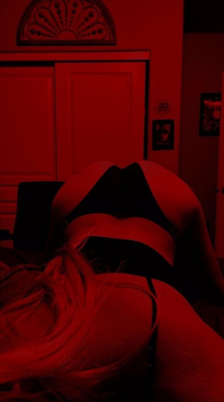 Planetmarimari セックスモデル 写真