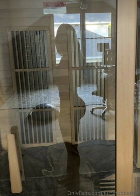 Lucy Hubbard 無料のポルノスター 写真