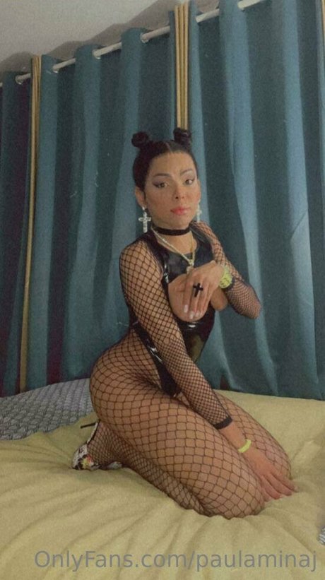 paulaminaj エロティックなモデル ギャラリー