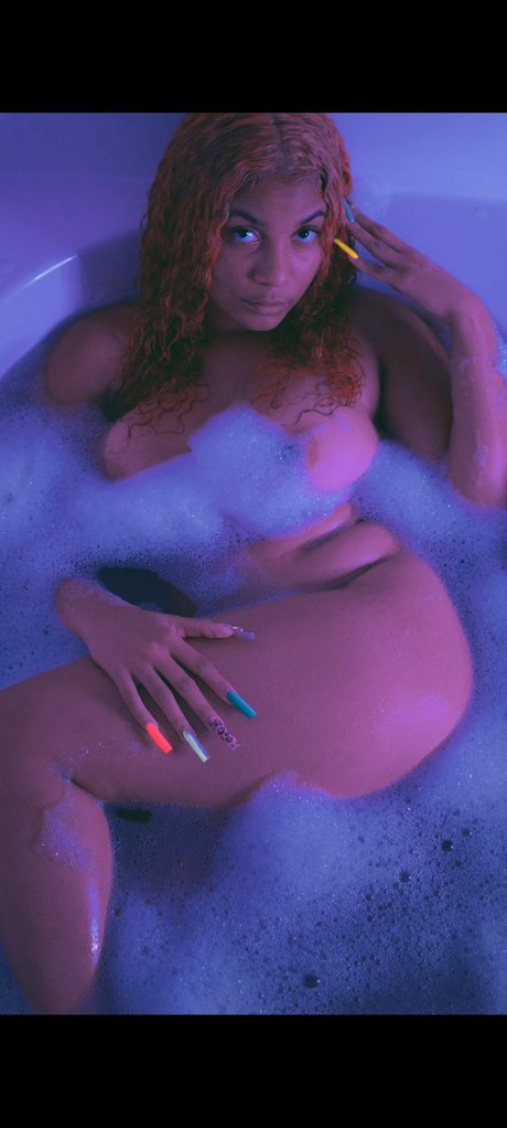 甘いおまんこオンリーファンズ ホットヌード ギャラリー