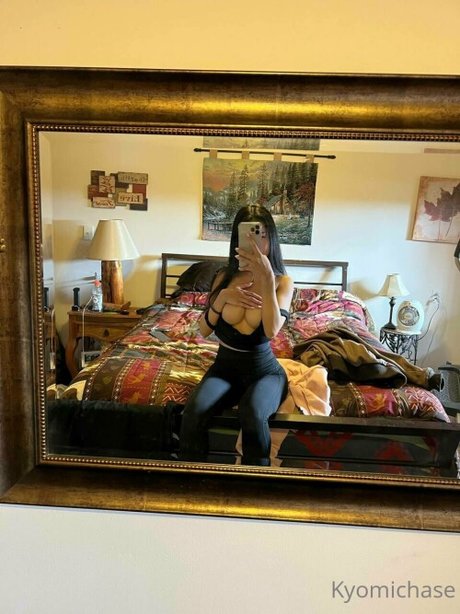 Kyomi Chase_ トップポルノスター 写真