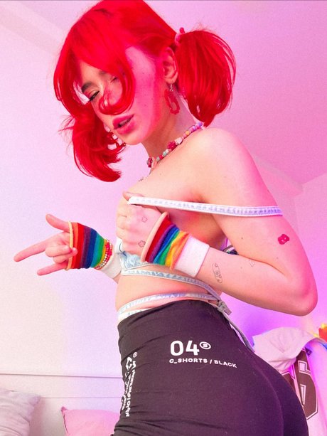 小柄な妻OnlyFans ポルノ 写真