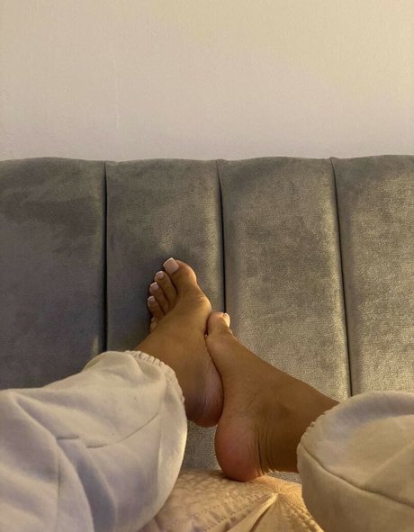 ゲイアナル舐めオンリーファンズ アダルト 写真