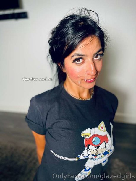 _Aaliyah Yasin 高品質モデル 写真