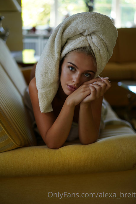 BBWシーメールオンリーファンズ えろた 写真