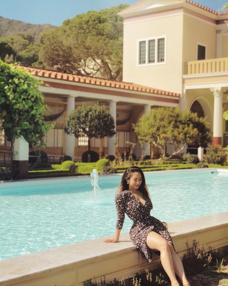 厚い黒檀オンリーファンズ アダルト 写真