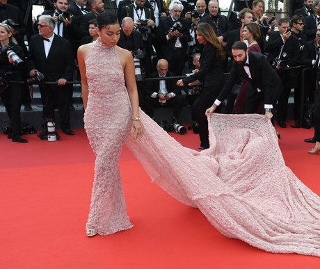 アマチュアヌードオンリーファンズ 可愛い 画像