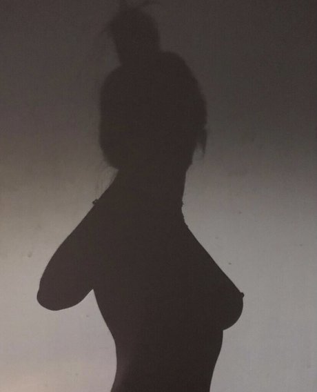 セクシーな黒人女性オンリーファンズ アートポルノ ギャラリー