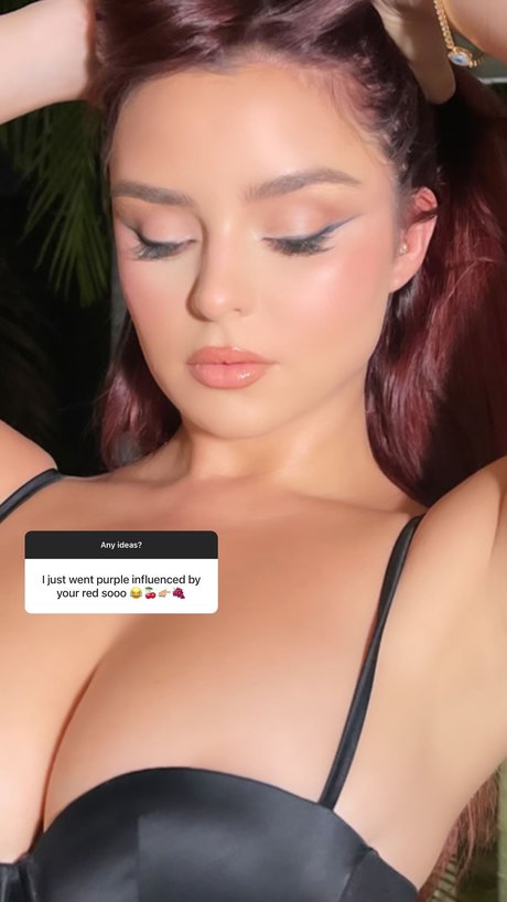 巨乳のオンリーファンズ 裸 写真