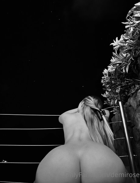 アジア人女性OnlyFans エロ 画像