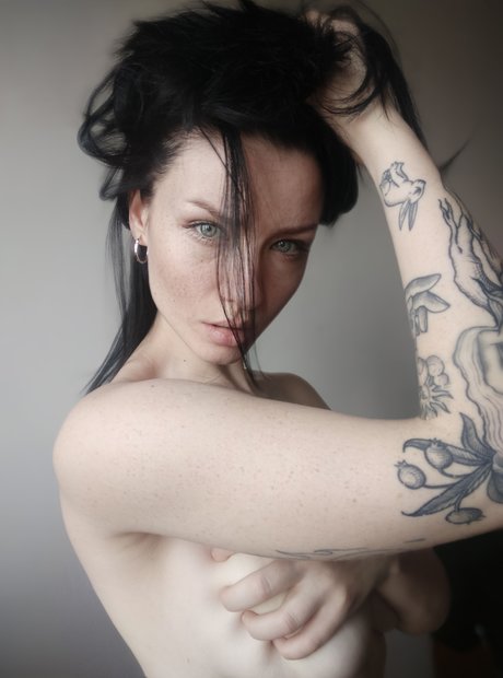 ティーン乱交OnlyFans 限定 写真