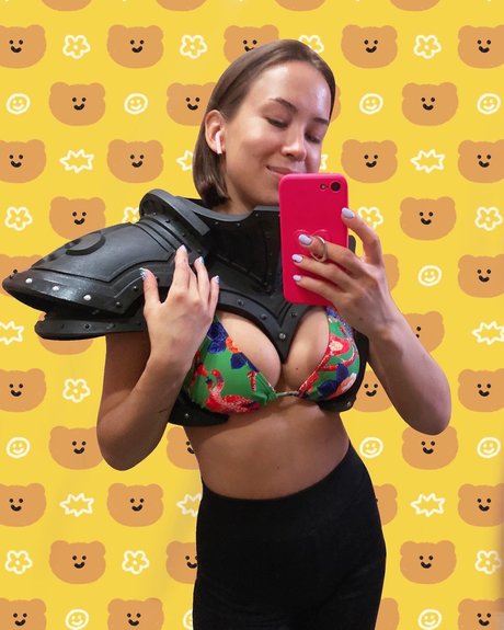 手コキ 主観視点 オンリーファンズ 無料 写真