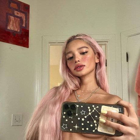 異人種間XXX OnlyFans 美しい 画像