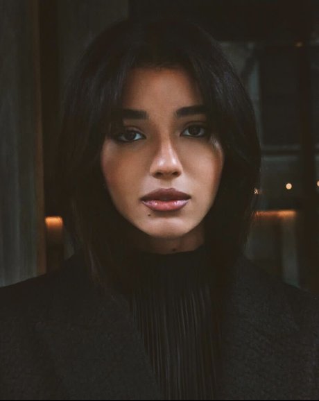 Yovanna Ventura 限定モデル 写真