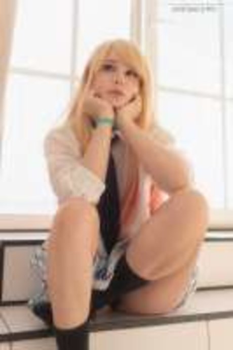 巨乳 パイズリ OnlyFans 無料ヌード 写真