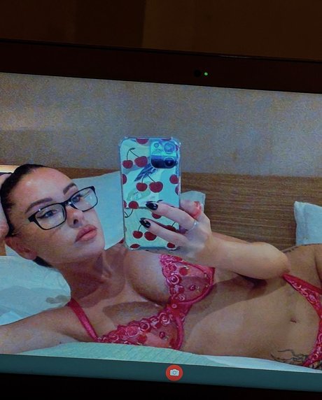 ポニーテールオンリーファンズ xxx 画像