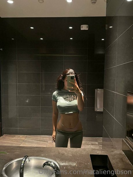 Natalie Gibson 完璧なスター 画像