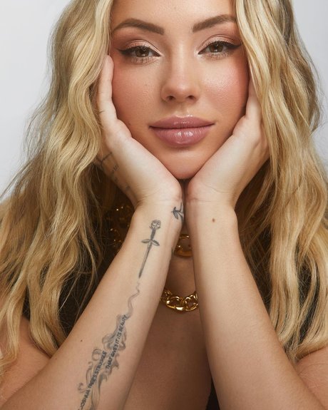 アマチュアヌードオンリーファンズ 無料アダルト 画像