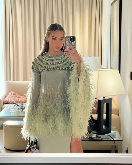 ホットな裸のオンリーファンズ ホットポルノ 写真