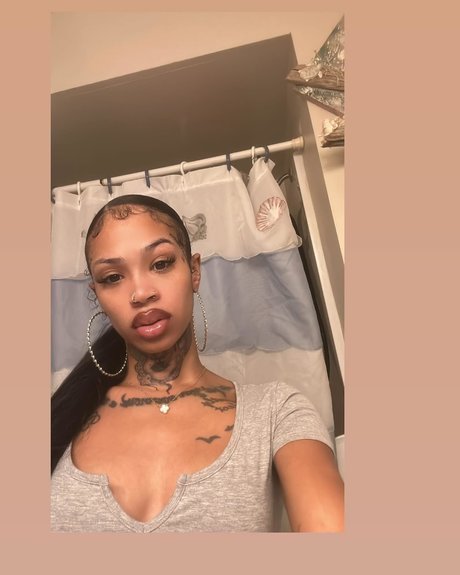 Cynthia Rose_ ポルノスター 写真