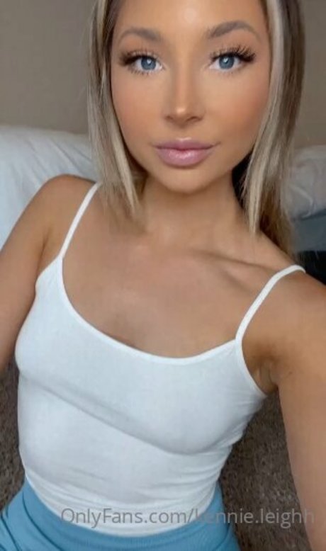 Kennie Leighh HDスター 写真