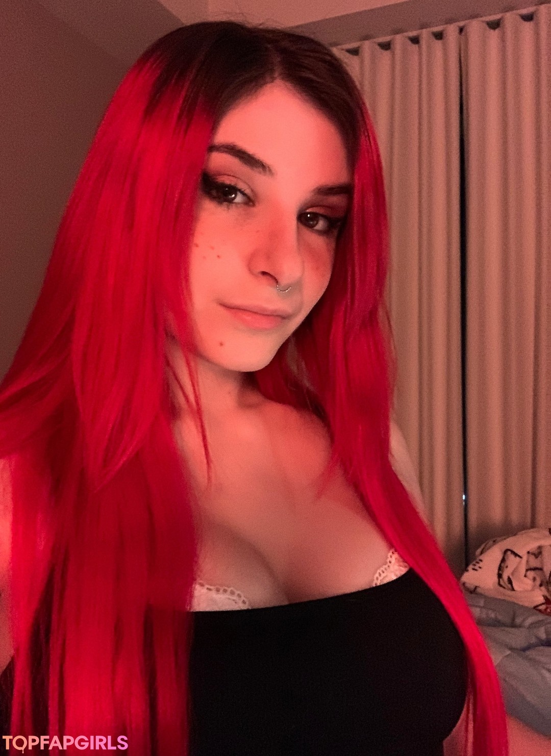 18 アジア人 オンリーファンズ セクシー裸 ギャラリー