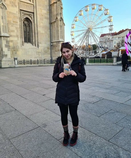 Yonia アダルトスター ギャラリー