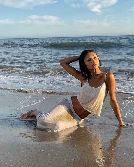 ティーントランスオンリーファン ホットヌード アーカイブ